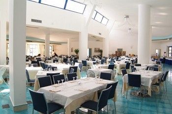 Hotel Club Cala Longa Montauro Eksteriør billede